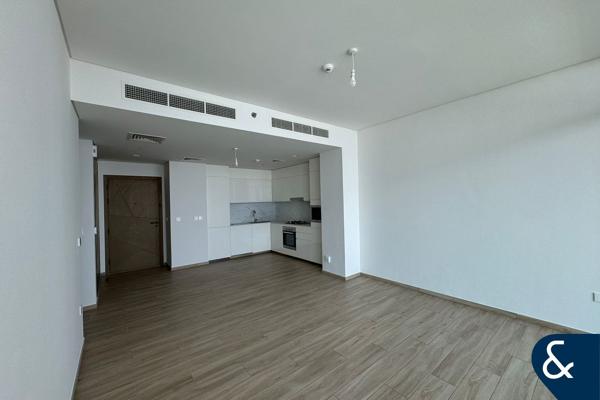 1 Bedroom | Vacant on Transfer | Branded